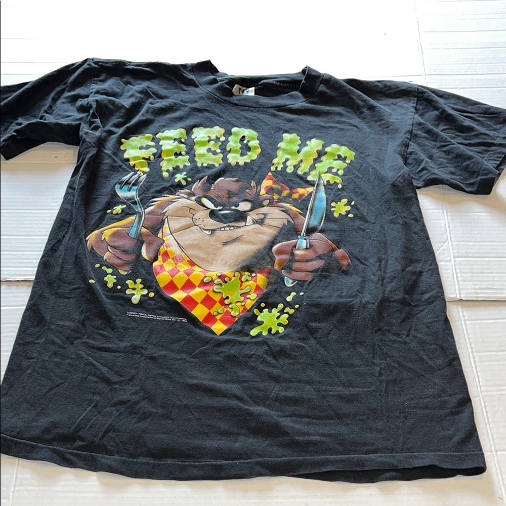 VTg-Looney Tunes Tasmanian devil-L-single stitch, feed me graphic short sleeve T